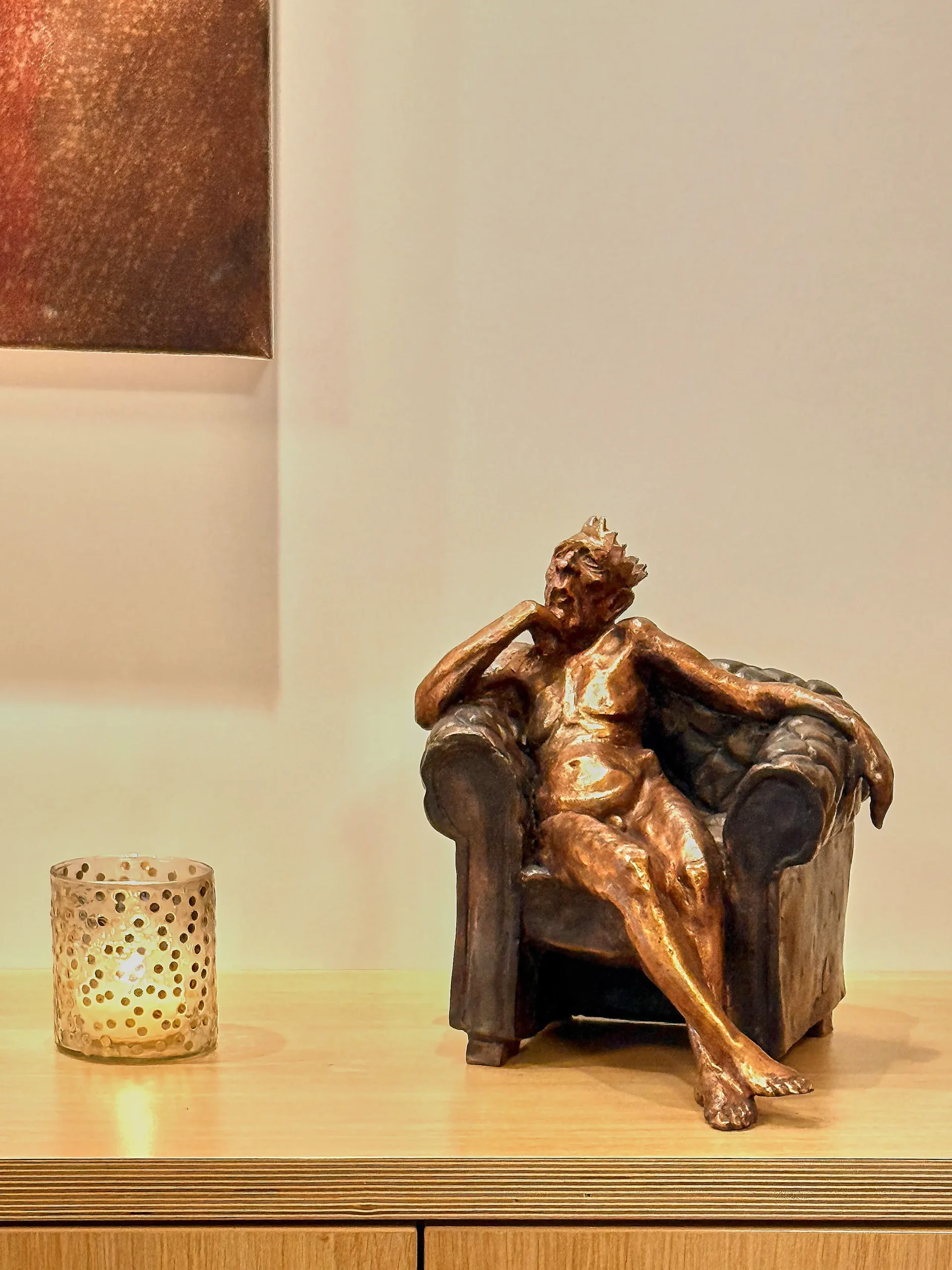 Der "Kaiser" in Bronze - Kunst von Uta Beckert in der Orthopädischen Privatpraxis Dr. Beckert in Bernau am Chiemsee